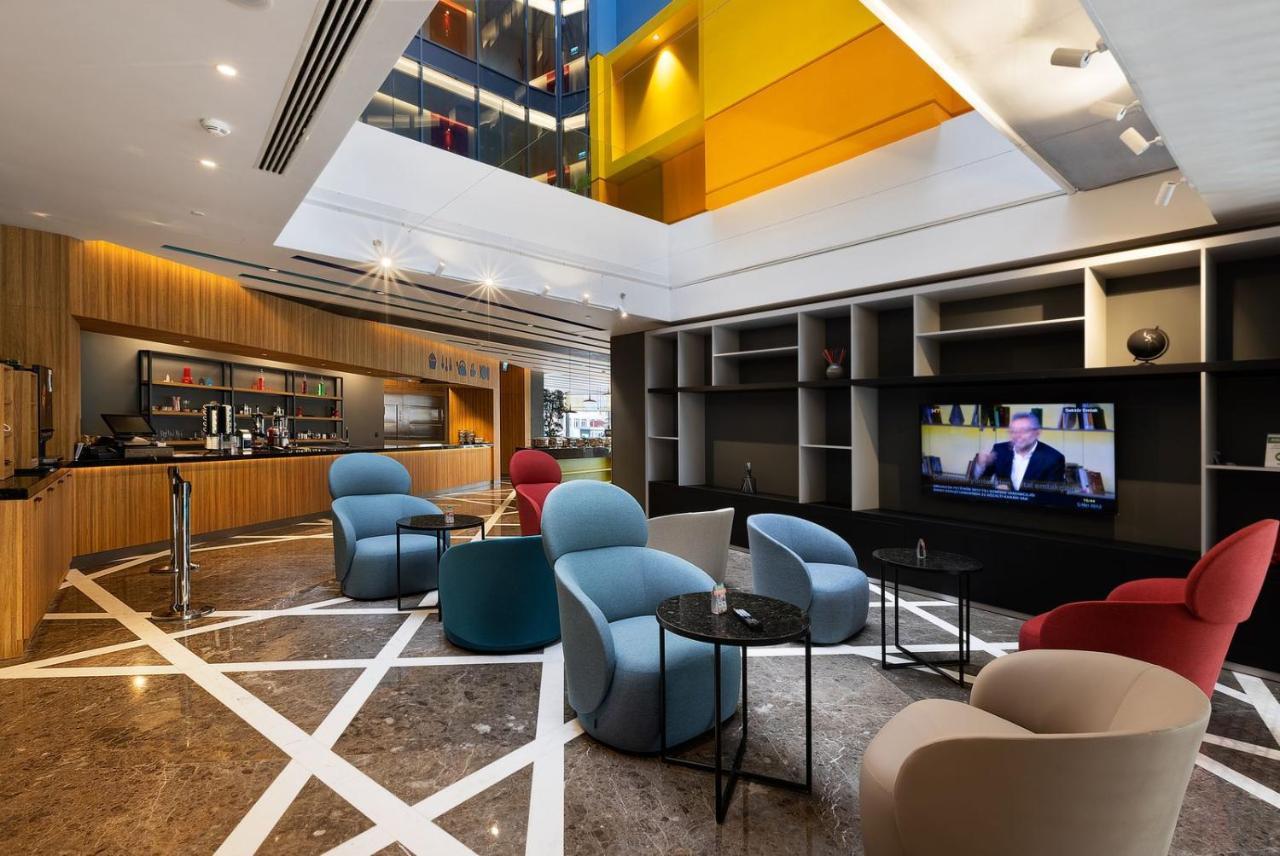 Ibis Styles Istanbul Merter Eksteriør billede The lounge at the airport