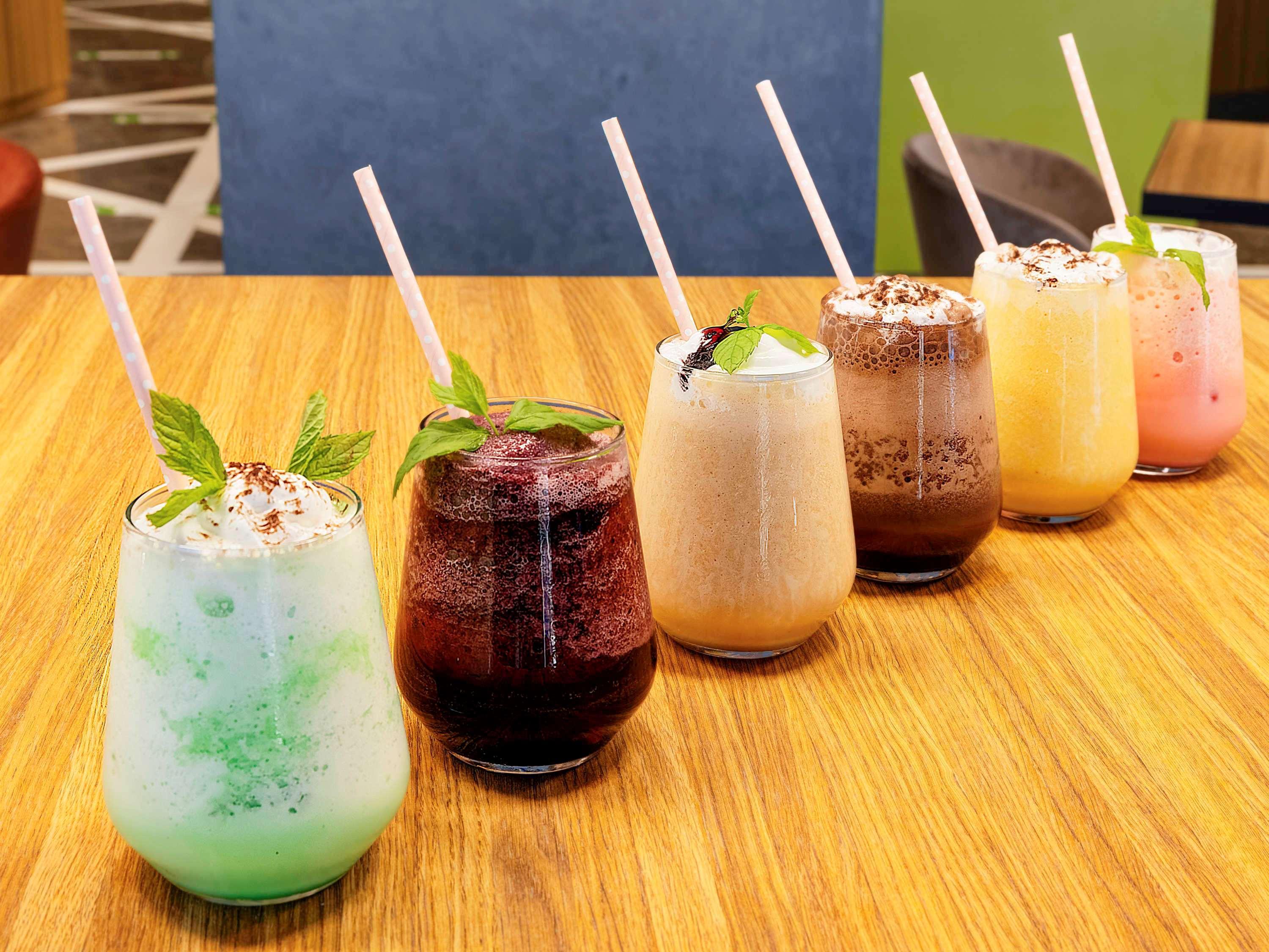 Ibis Styles Istanbul Merter Eksteriør billede A selection of bubble tea
