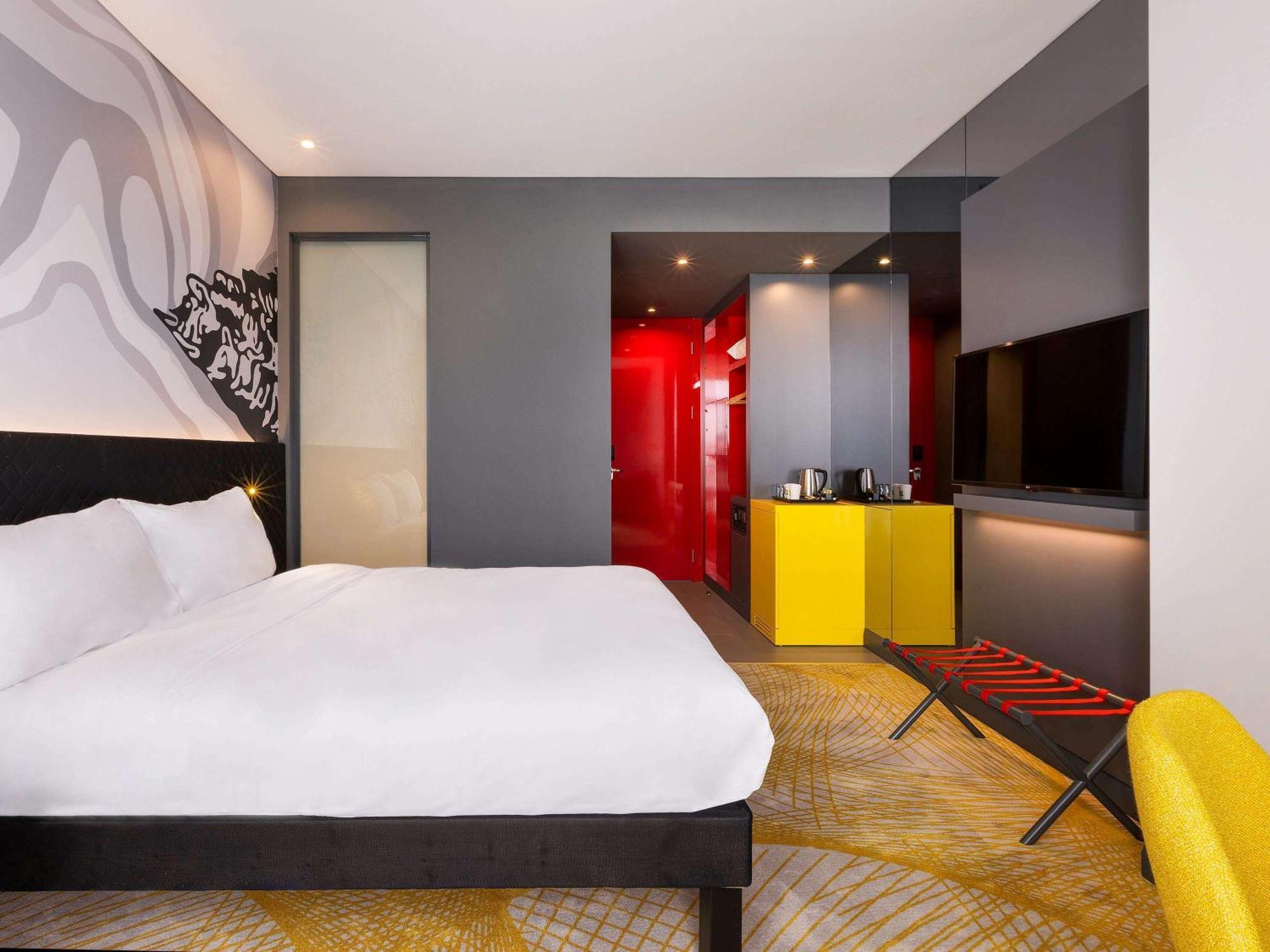 Ibis Styles Istanbul Merter Eksteriør billede Deluxe room